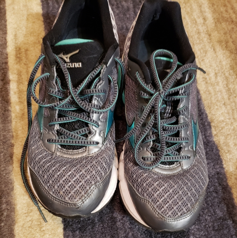 Mizuno shoes